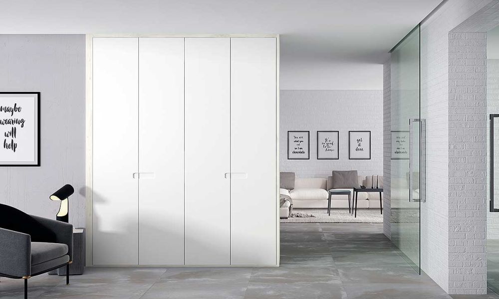 Armario puertas batientes