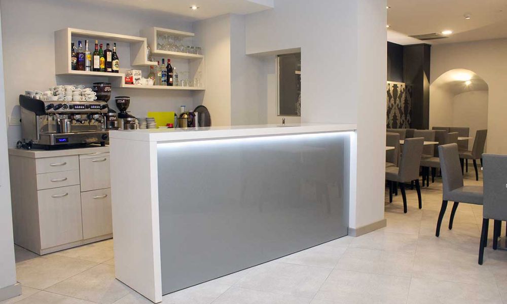 Muebles para cafeterías y restaurantes